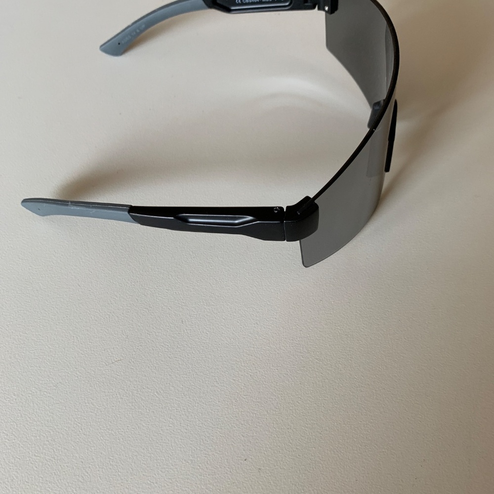 Sunglasses - Picture 3 of 3